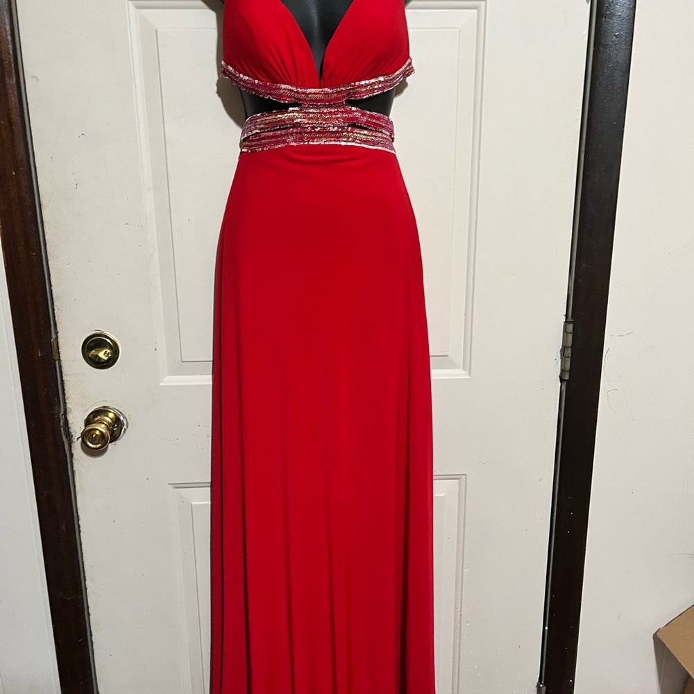 Glam Criss-Cross Back Formal Gown with Crystal Straps 💜 FREE SHIPPING!!